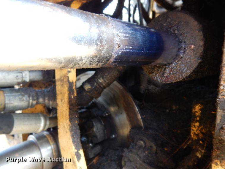 image for item DG6996 2005 Tigercat 724D feller buncher