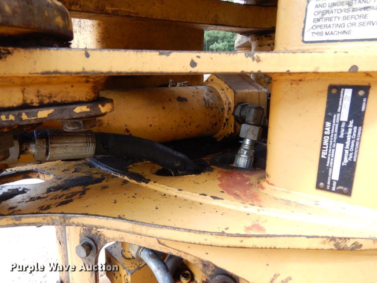 image for item DG6996 2005 Tigercat 724D feller buncher