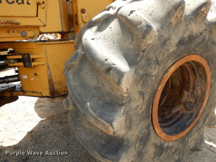 image for item DG6996 2005 Tigercat 724D feller buncher