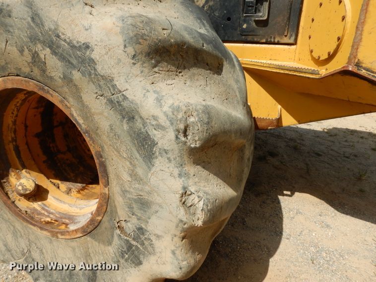 image for item DG6996 2005 Tigercat 724D feller buncher