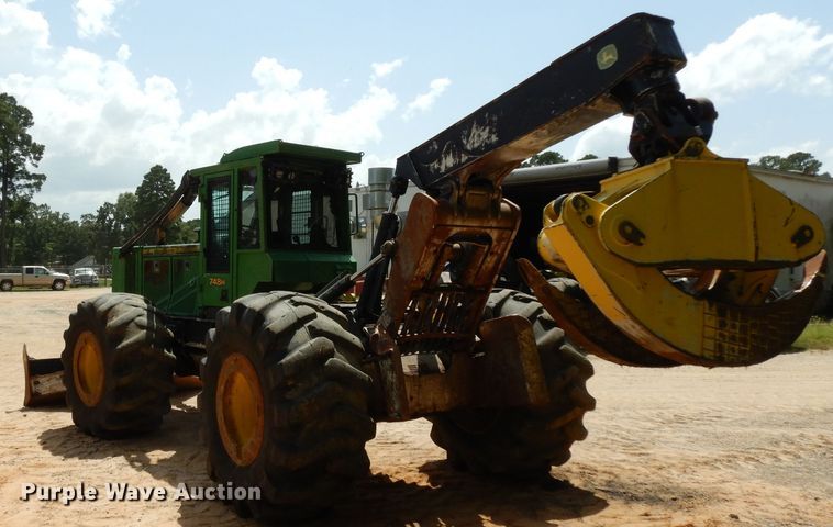 image for item DG6997 2014 John Deere 748H skidder