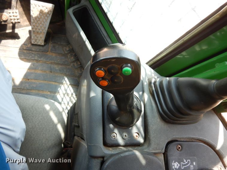 image for item DG6997 2014 John Deere 748H skidder