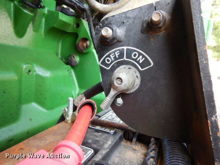 image for item DG6997 2014 John Deere 748H skidder