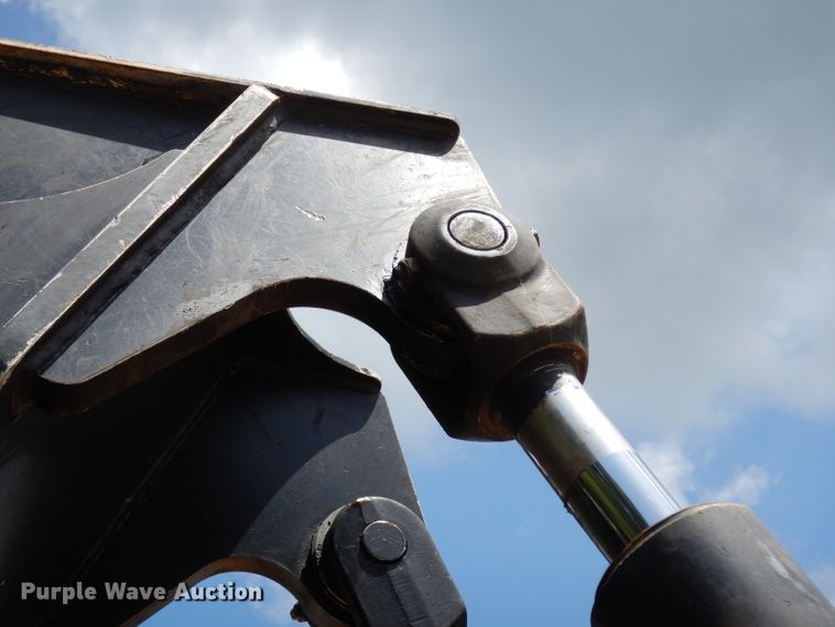 image for item DG6997 2014 John Deere 748H skidder