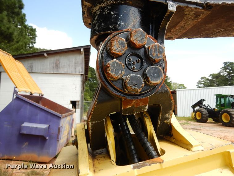 image for item DG6997 2014 John Deere 748H skidder