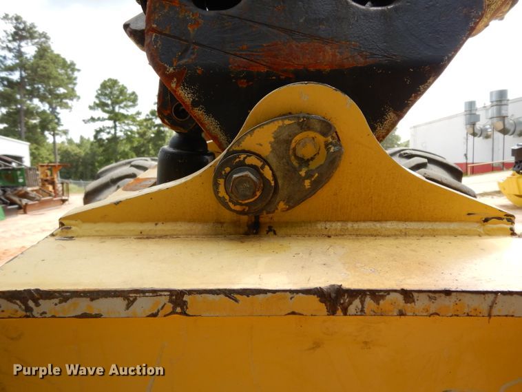 image for item DG6997 2014 John Deere 748H skidder