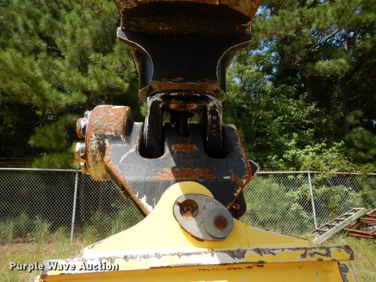 image for item DG6997 2014 John Deere 748H skidder