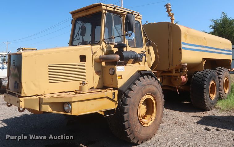 image for item DH0971 1986 Volvo A25  water wagon