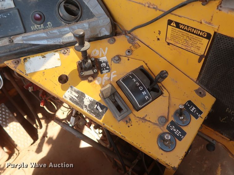 image for item DH0971 1986 Volvo A25  water wagon