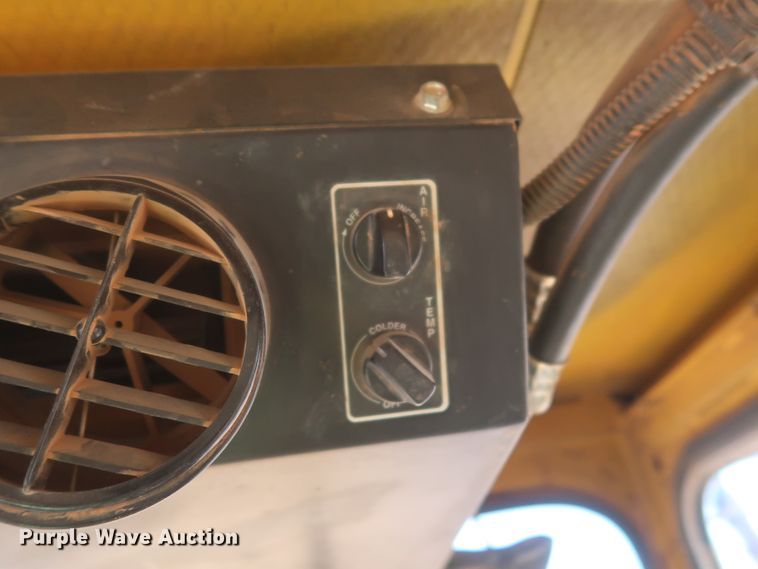 image for item DH0971 1986 Volvo A25  water wagon