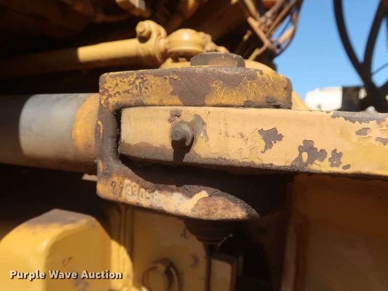 image for item DH0971 1986 Volvo A25  water wagon