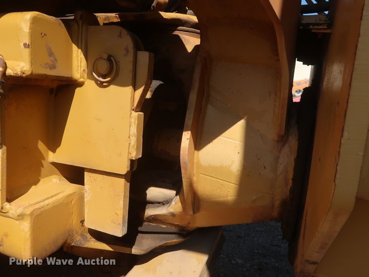 image for item DH0971 1986 Volvo A25  water wagon