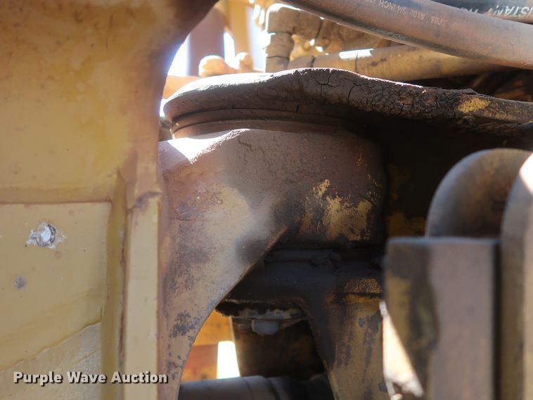 image for item DH0971 1986 Volvo A25  water wagon