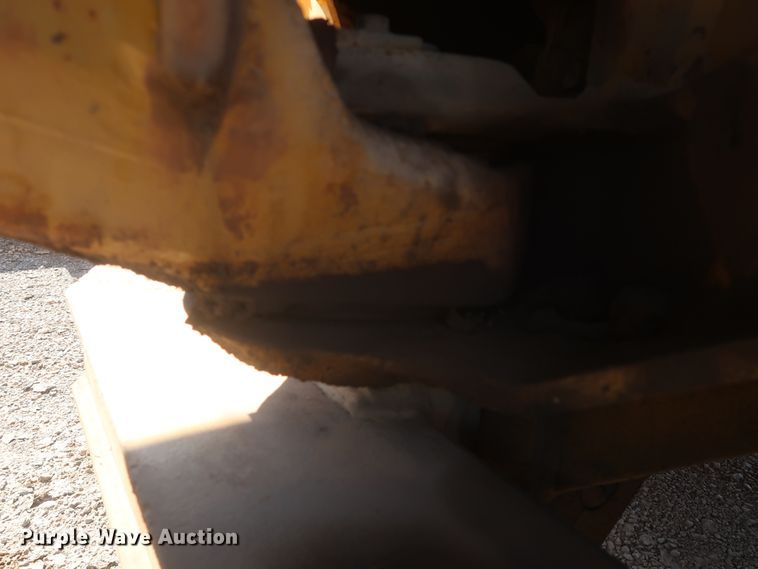 image for item DH0971 1986 Volvo A25  water wagon