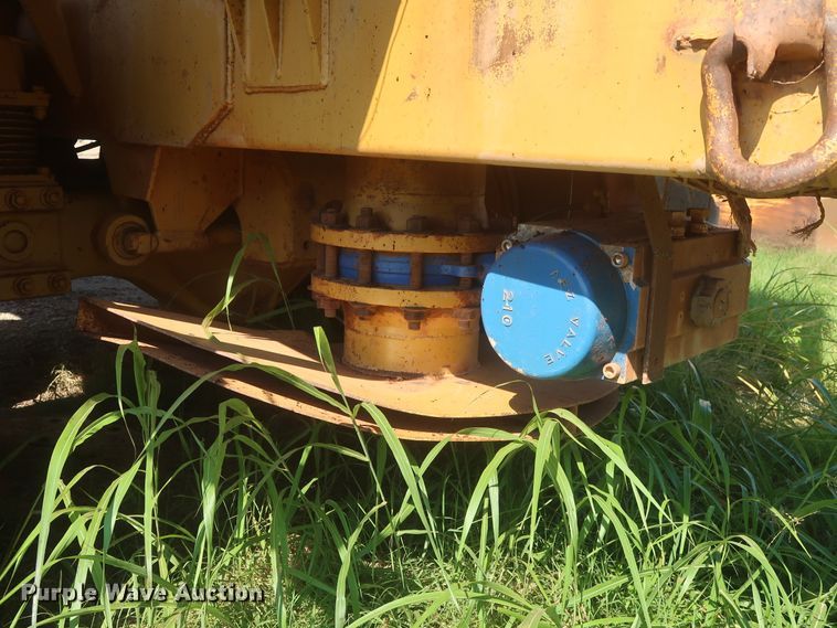 image for item DH0971 1986 Volvo A25  water wagon