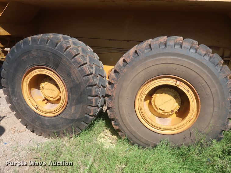 image for item DH0971 1986 Volvo A25  water wagon