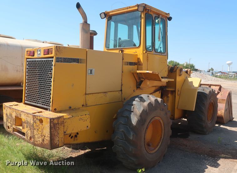 image for item DH0974 1992 John Deere 644E  wheel loader