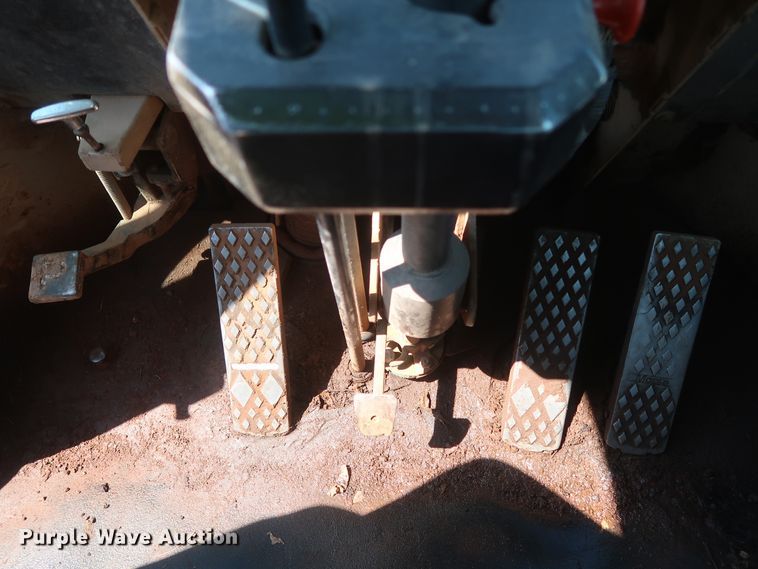 image for item DH0974 1992 John Deere 644E  wheel loader