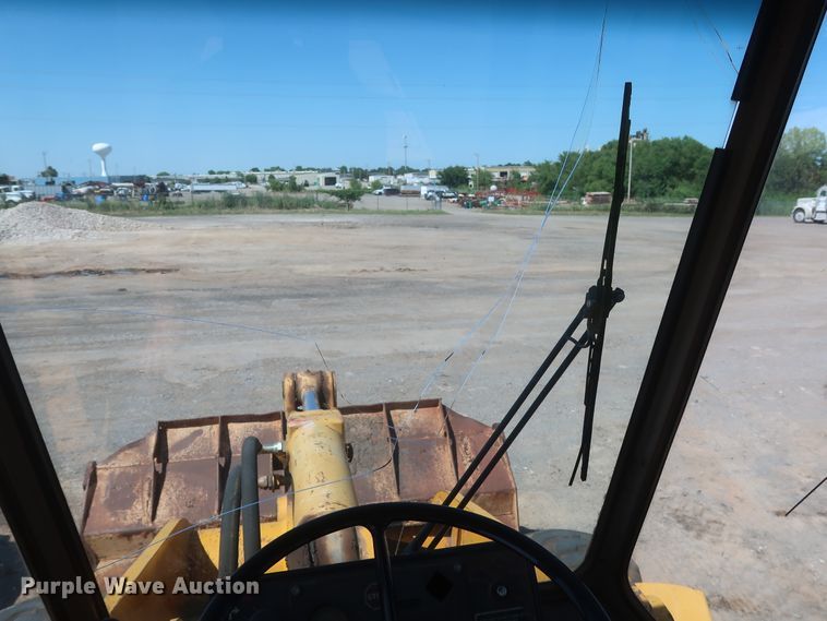 image for item DH0974 1992 John Deere 644E  wheel loader