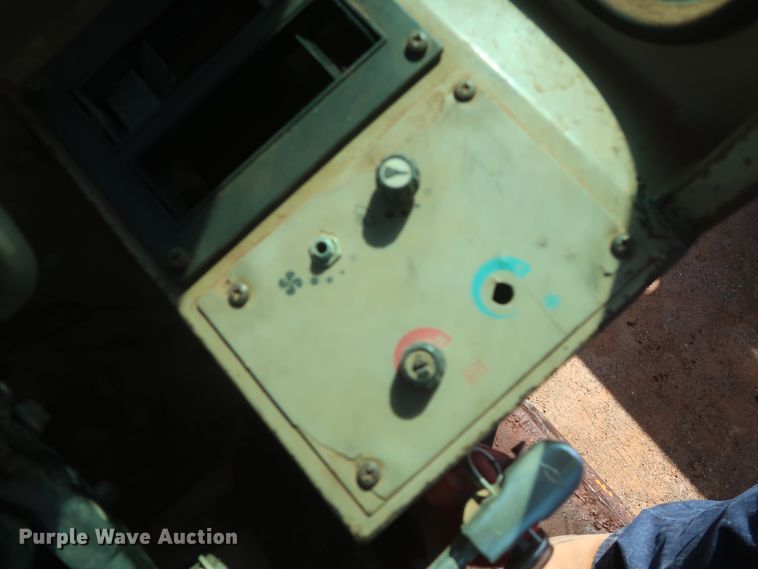 image for item DH0974 1992 John Deere 644E  wheel loader