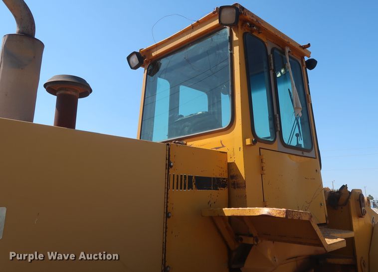 image for item DH0974 1992 John Deere 644E  wheel loader