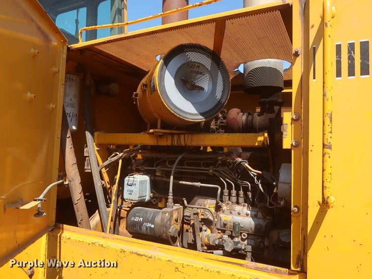 image for item DH0974 1992 John Deere 644E  wheel loader