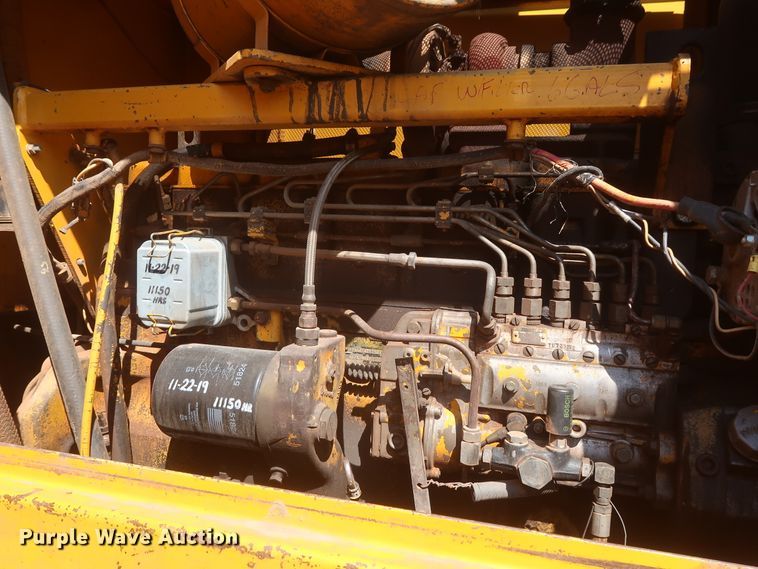 image for item DH0974 1992 John Deere 644E  wheel loader