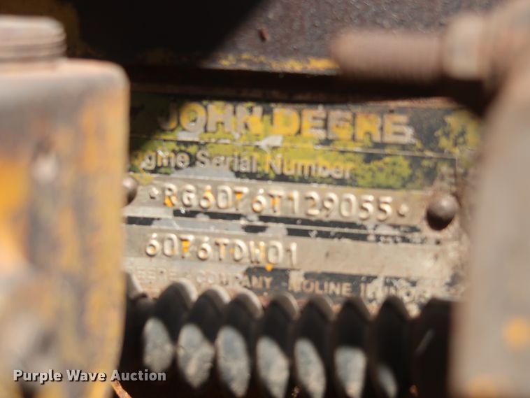 image for item DH0974 1992 John Deere 644E  wheel loader