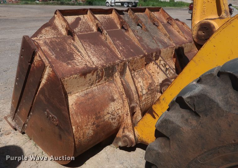 image for item DH0974 1992 John Deere 644E  wheel loader