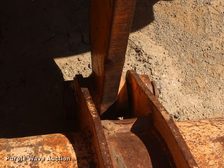 image for item DH0974 1992 John Deere 644E  wheel loader