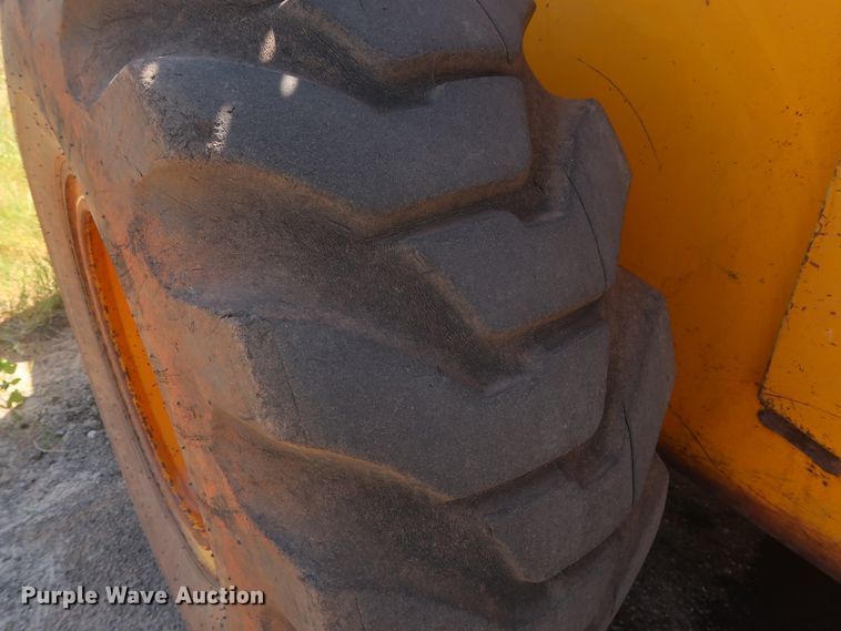 image for item DH0974 1992 John Deere 644E  wheel loader