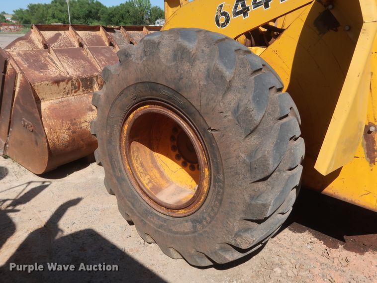 image for item DH0974 1992 John Deere 644E  wheel loader