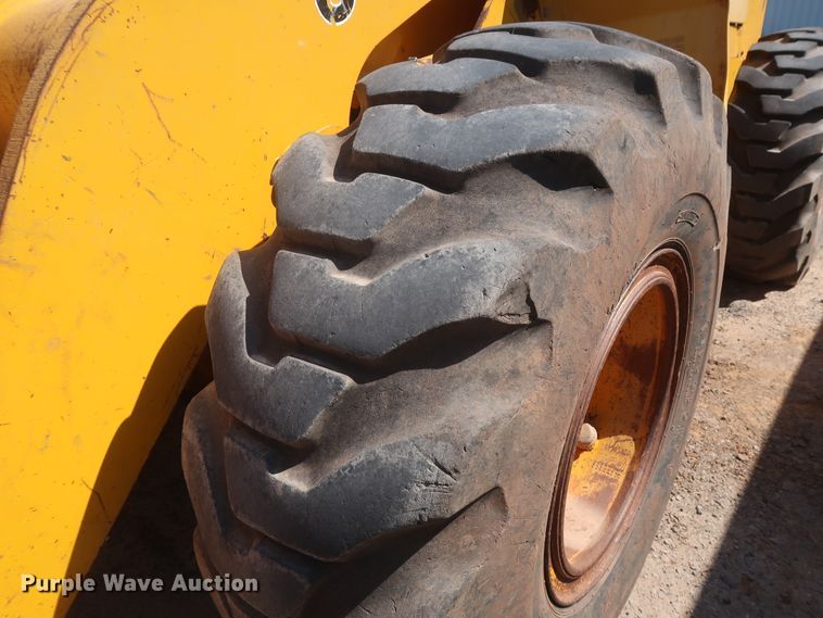 image for item DH0974 1992 John Deere 644E  wheel loader