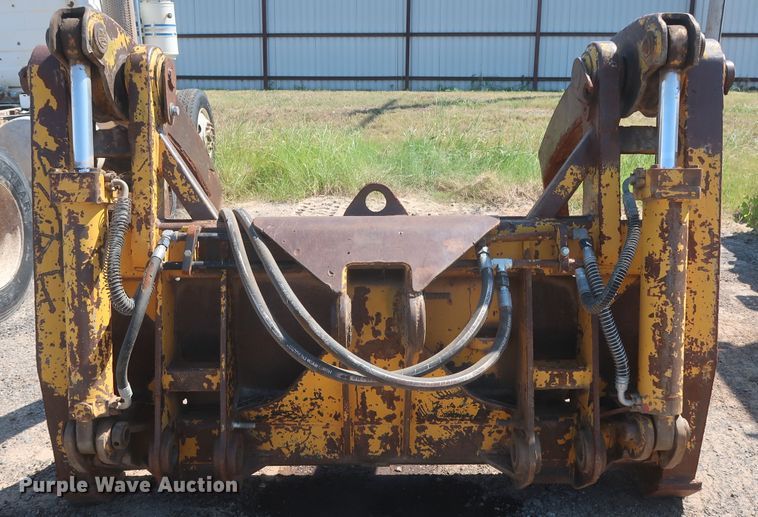 image for item DH0974 1992 John Deere 644E  wheel loader