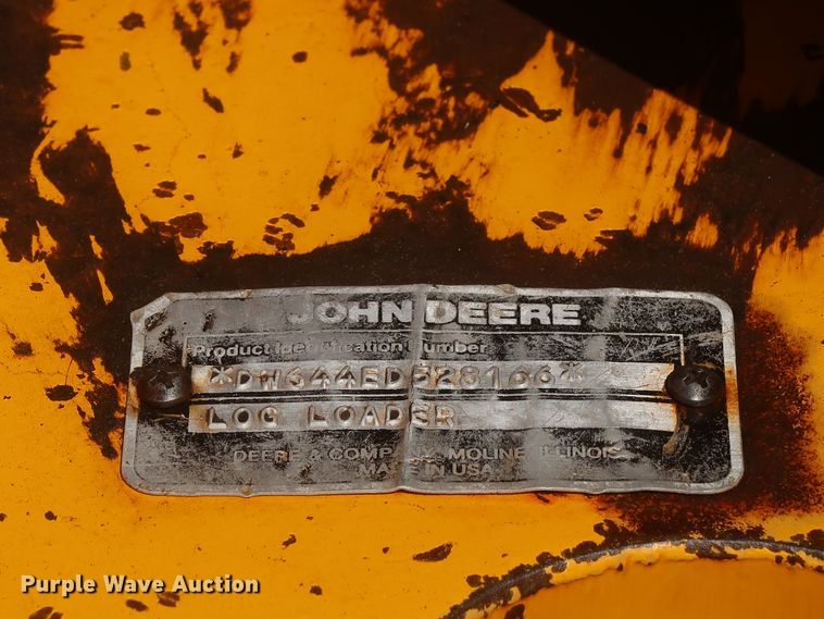 image for item DH0974 1992 John Deere 644E  wheel loader