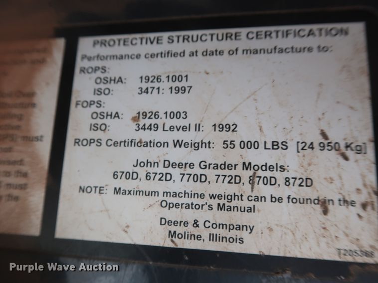 image for item DH0975 2005 John Deere 672D  motor grader