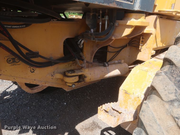 image for item DH0975 2005 John Deere 672D  motor grader