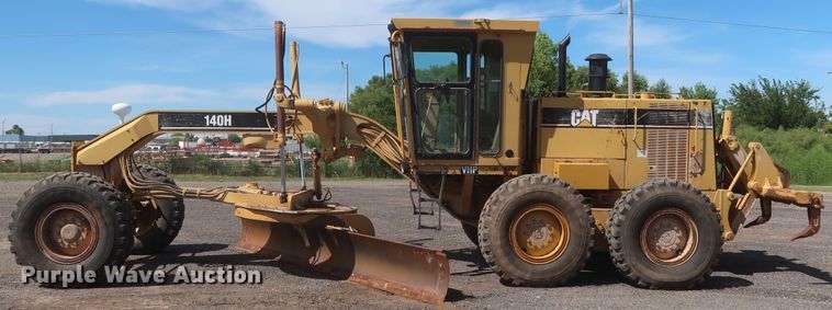 image for item DH0978 1998 Caterpillar 140H VHP  motor grader