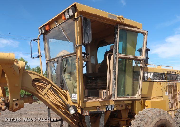 image for item DH0978 1998 Caterpillar 140H VHP  motor grader