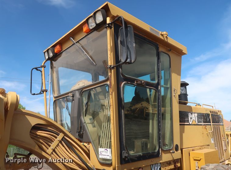 image for item DH0978 1998 Caterpillar 140H VHP  motor grader
