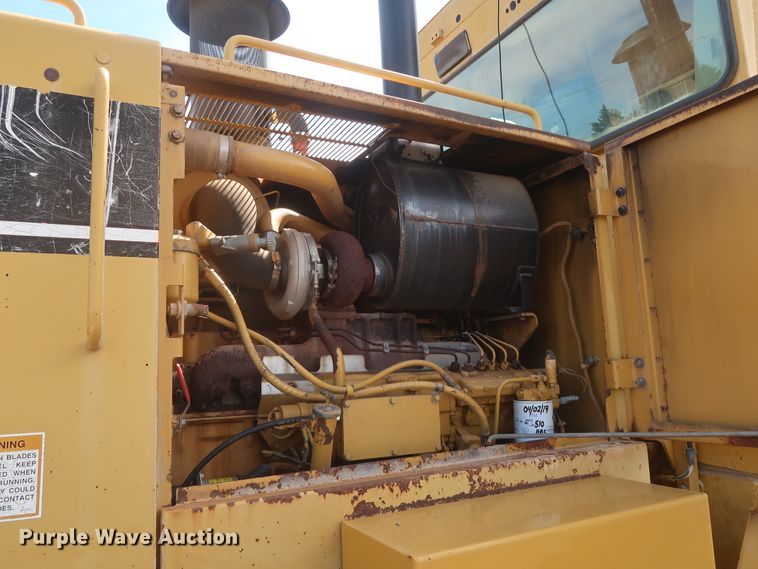 image for item DH0978 1998 Caterpillar 140H VHP  motor grader