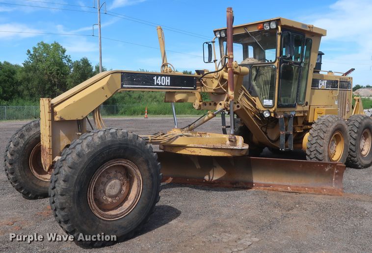 image for item DH0978 1998 Caterpillar 140H VHP  motor grader
