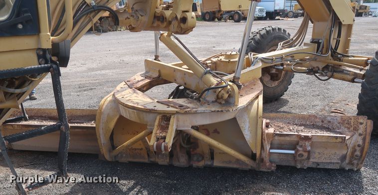 image for item DH0978 1998 Caterpillar 140H VHP  motor grader