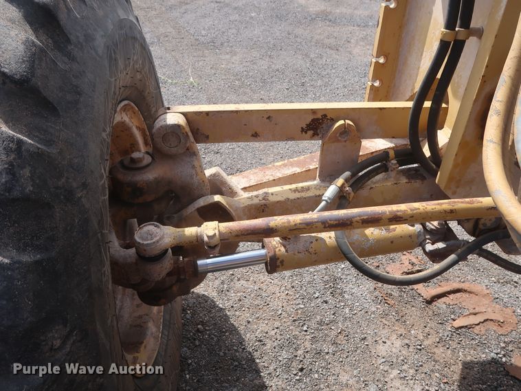 image for item DH0978 1998 Caterpillar 140H VHP  motor grader