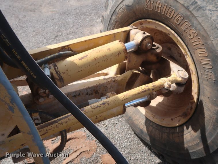 image for item DH0978 1998 Caterpillar 140H VHP  motor grader