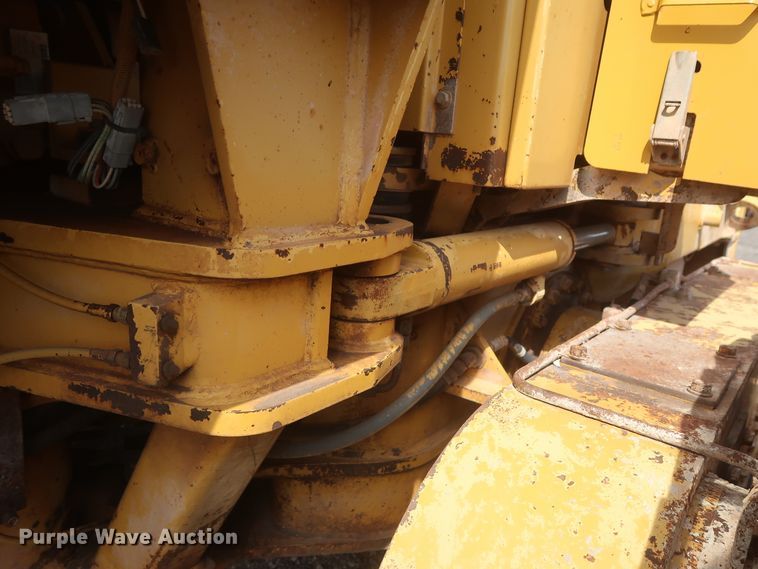 image for item DH0978 1998 Caterpillar 140H VHP  motor grader