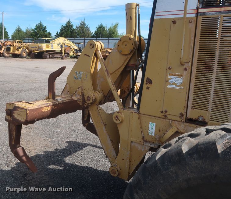 image for item DH0978 1998 Caterpillar 140H VHP  motor grader