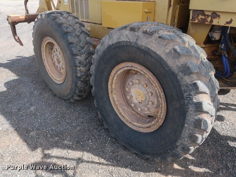 image for item DH0978 1998 Caterpillar 140H VHP  motor grader