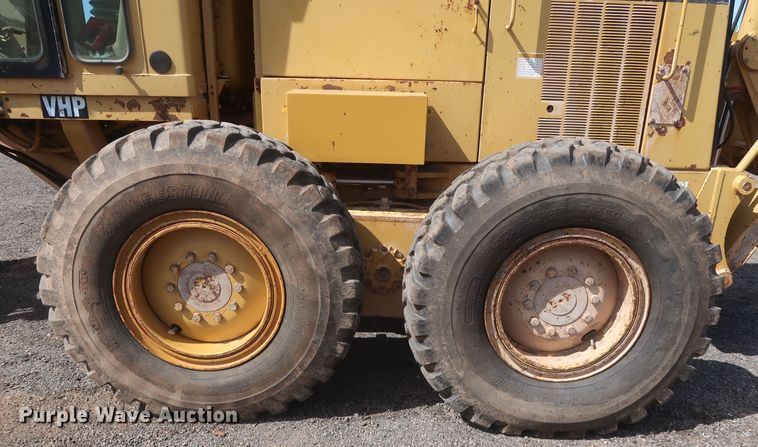 image for item DH0978 1998 Caterpillar 140H VHP  motor grader