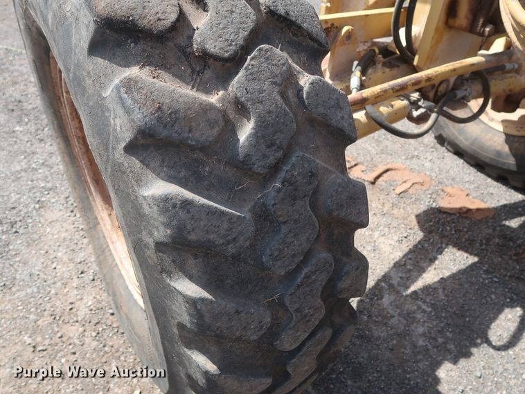 image for item DH0978 1998 Caterpillar 140H VHP  motor grader